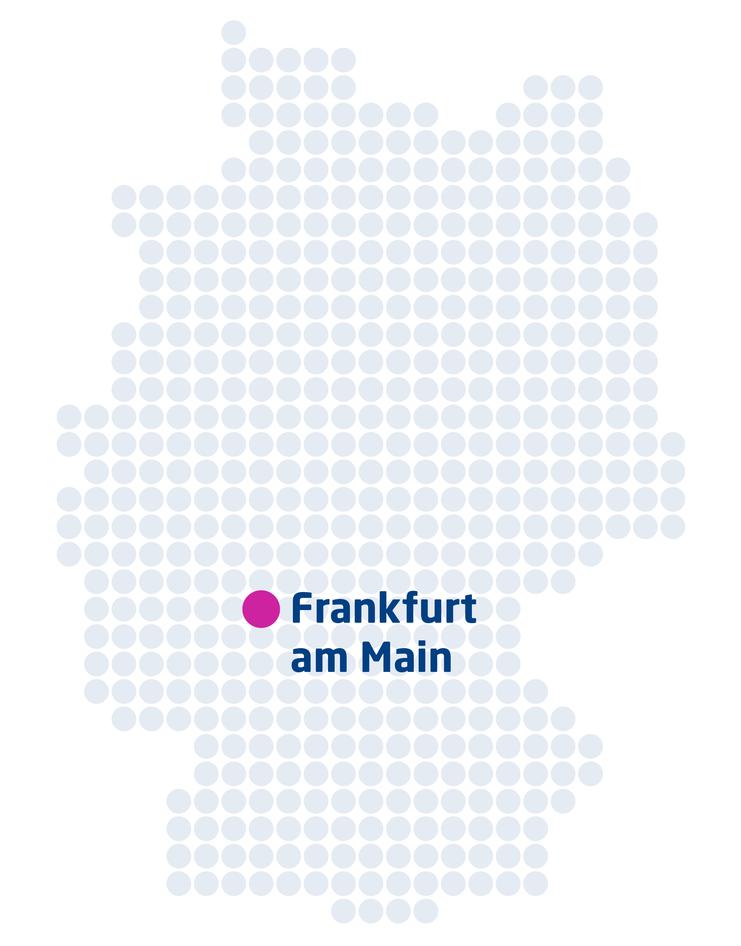 Karte von Deutschland mit Punkten, markiert durch einen pinken Punkt und dem Text „Frankfurt am Main“ in blauer Schrift.